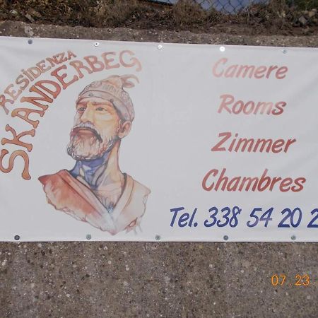 Montecilfone Residenza Skanderbeg מראה חיצוני תמונה
